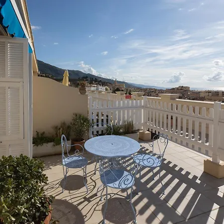 Rooftop One Bedroom Near Train Station In * Menton